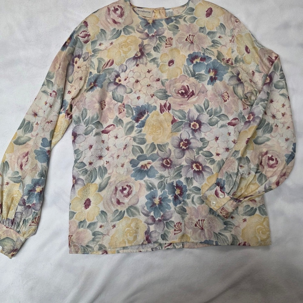 Liz Claiborne Blouse Size 4, 100% Silk Floral Jacquard, Button Back, Vintage EUC